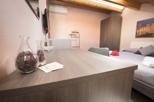 Basic Tek Büyük Yataklı Oda, 1 Yatak Odası