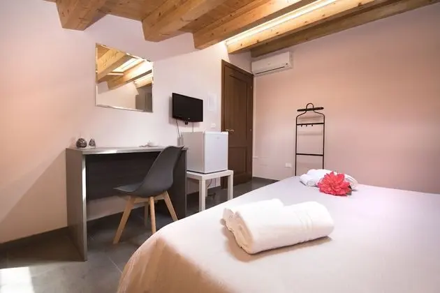 Basic Tek Büyük Yataklı Oda, 1 Yatak Odası