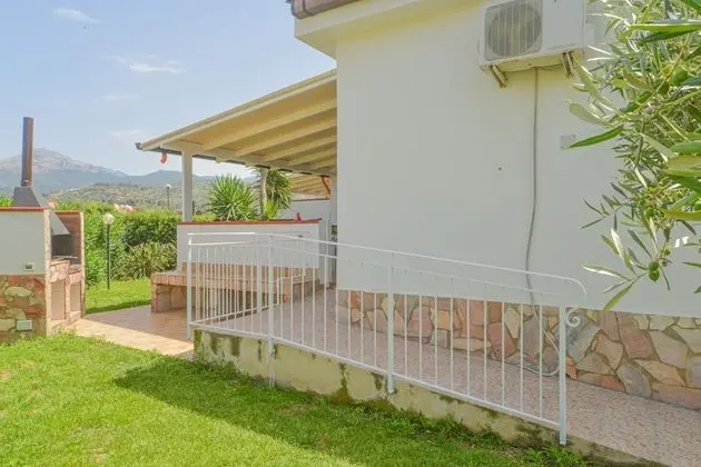 Villa Aurora