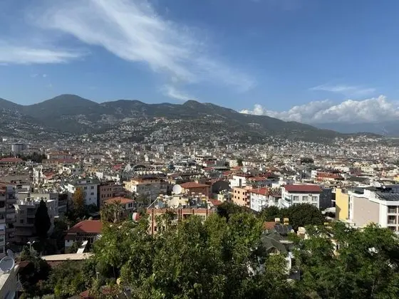 Comfort Oda, Şehir veya Dağ Manzaralı, 1. Kat
