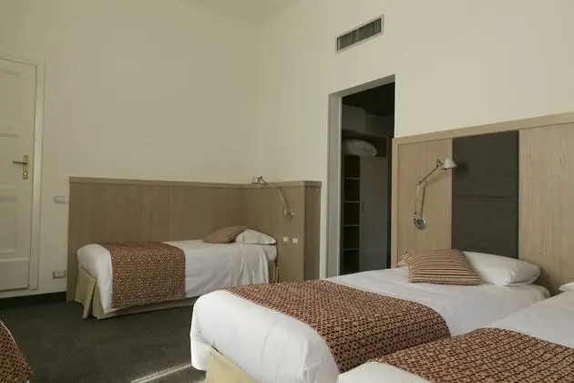 Dört Kişilik Oda