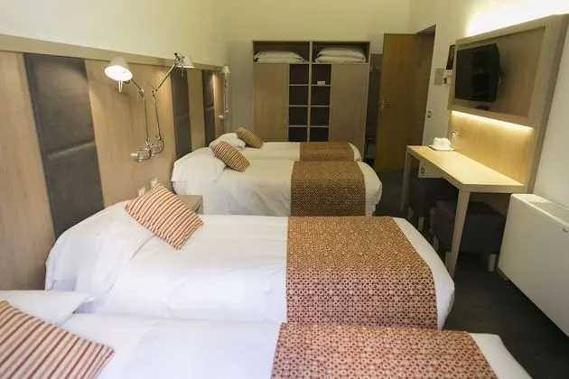 Dört Kişilik Oda