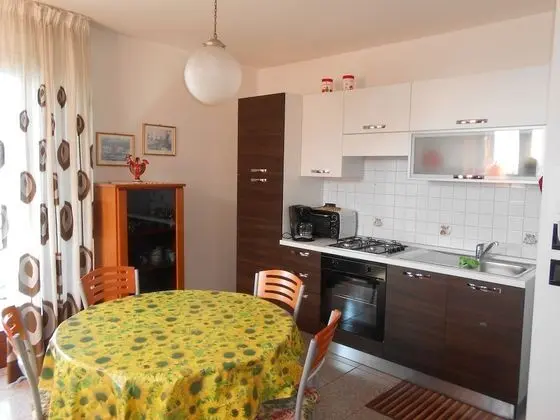 Apart Daire, 1 Yatak Odası, Göl Manzaralı