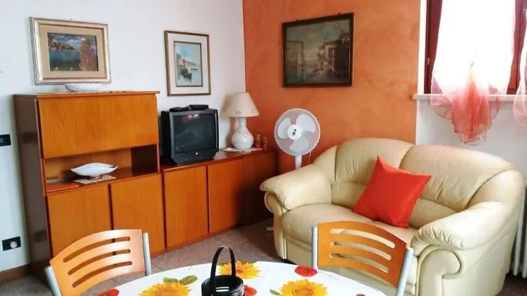 Apart Daire, 1 Yatak Odası, Göl Manzaralı