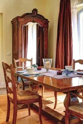 Villa (Min. 7 Nights)