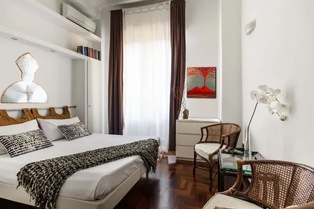 Tek Büyük veya İki Ayrı Yataklı Oda