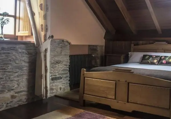 Tek Büyük Yataklı Oda