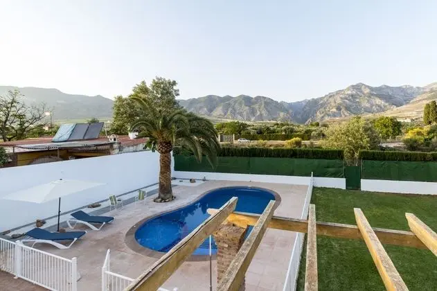 Ev, 3 Yatak Odası, Kişiye Özel Havuzlu, Dağ Manzaralı