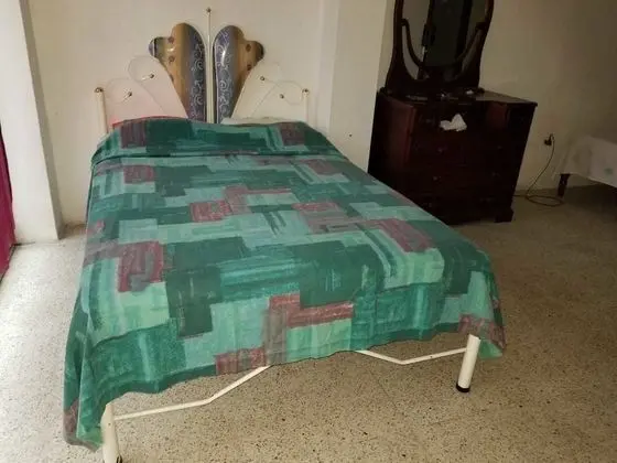 Tek Büyük Yataklı Oda, 1 Çift Kişilik Yatak
