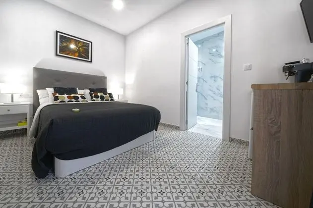 Economy Tek Büyük Yataklı Oda