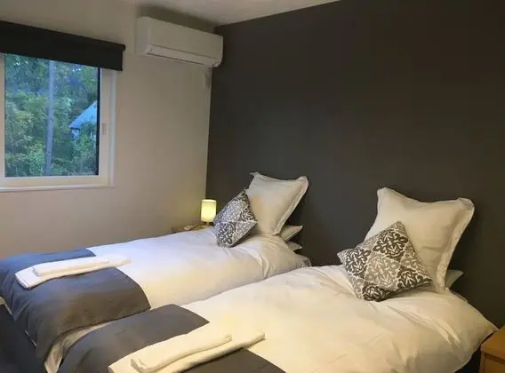 Apart Daire, 5 Yatak Odası