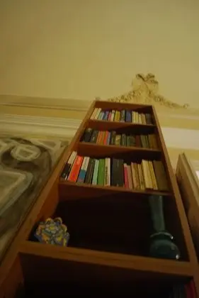 Üç Kişilik Oda, Ortak Banyo, Şehir Manzaralı