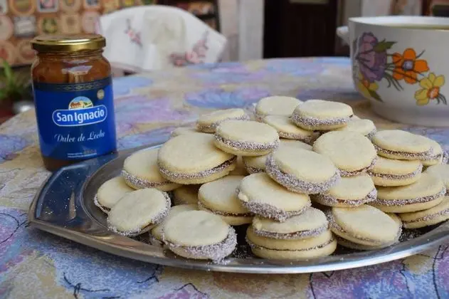 Üç Kişilik Oda, Ortak Banyo, Şehir Manzaralı