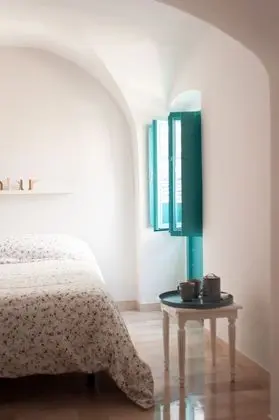 Üç Kişilik Oda, Balkon, Şehir Manzaralı