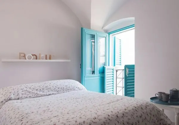 Üç Kişilik Oda, Balkon, Şehir Manzaralı