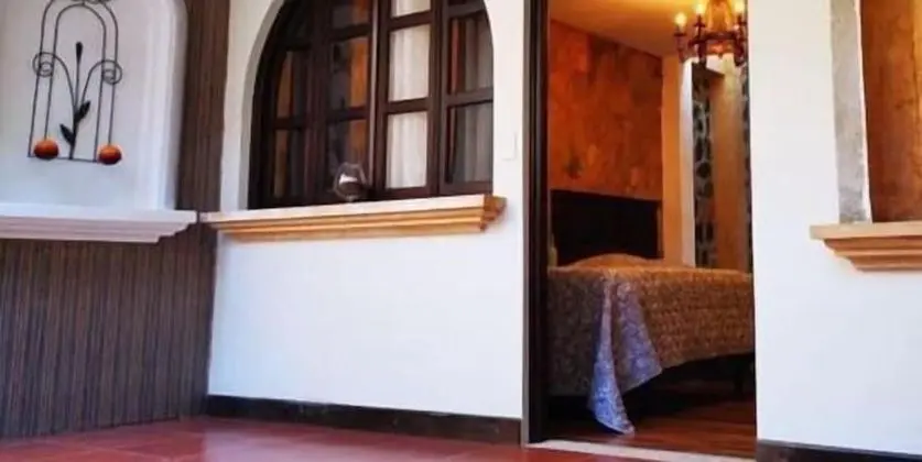 Comfort Tek Büyük veya İki Ayrı Yataklı Oda