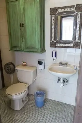Üç Kişilik Oda