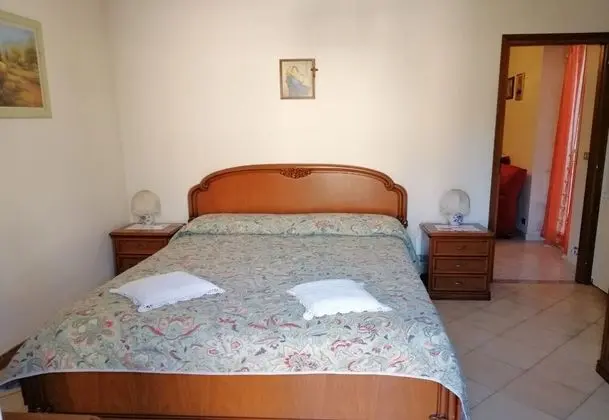 Family Apart Daire, 1 Çift Kişilik Yatak ve Çekyat (Casa Vincenza 5 km from Dolceacqua)