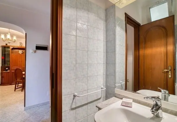 Family Apart Daire, 1 Çift Kişilik Yatak ve Çekyat (Casa Vincenza 5 km from Dolceacqua)