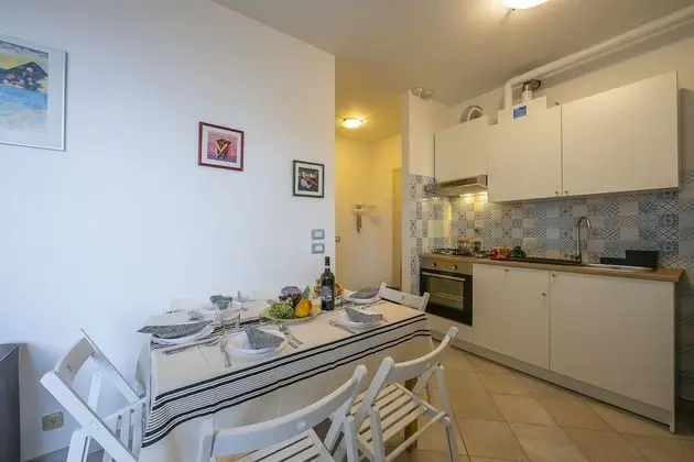 Family Apart Daire, Birden Çok Yatak (Casa Viola with shared pool sea view)