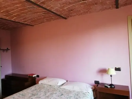 Tek Büyük Yataklı Oda, 1 Büyük (Queen) Boy Yatak, Ortak Banyo