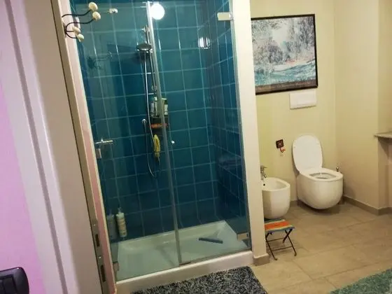 Tek Büyük Yataklı Oda, 1 Büyük (Queen) Boy Yatak, Ortak Banyo