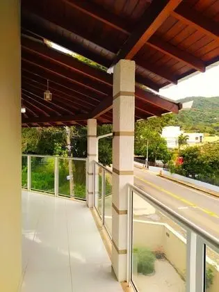 Honeymoon Apart Daire