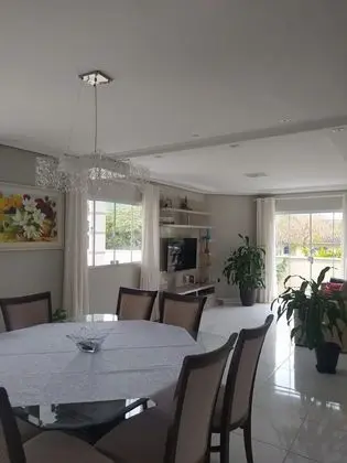 Honeymoon Apart Daire