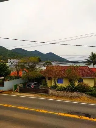 Honeymoon Apart Daire