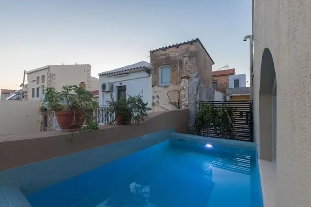 Villa (Daphne)