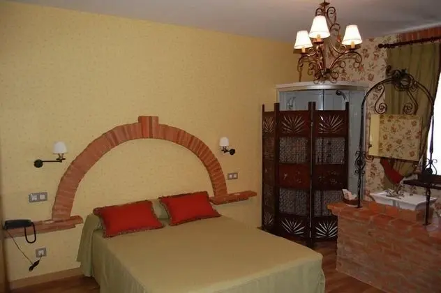 Superior Tek Büyük veya İki Ayrı Yataklı Oda