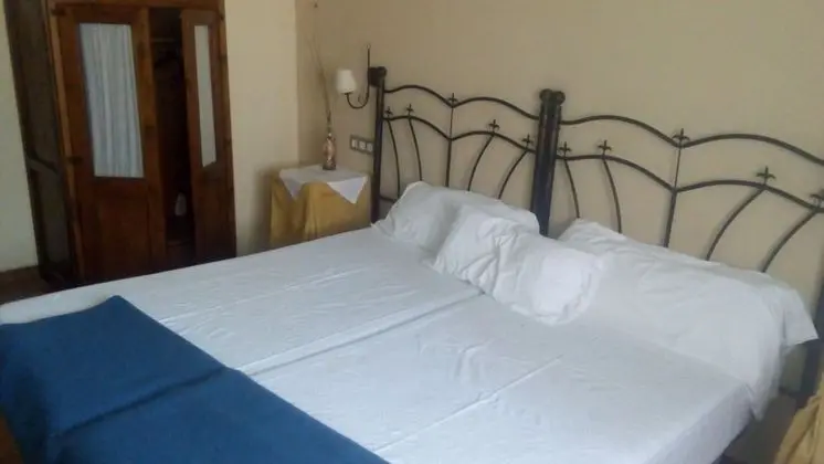 Tek Büyük veya İki Ayrı Yataklı Oda