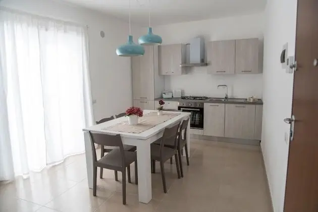 Tek Büyük veya İki Ayrı Yataklı Oda, Ortak Banyo