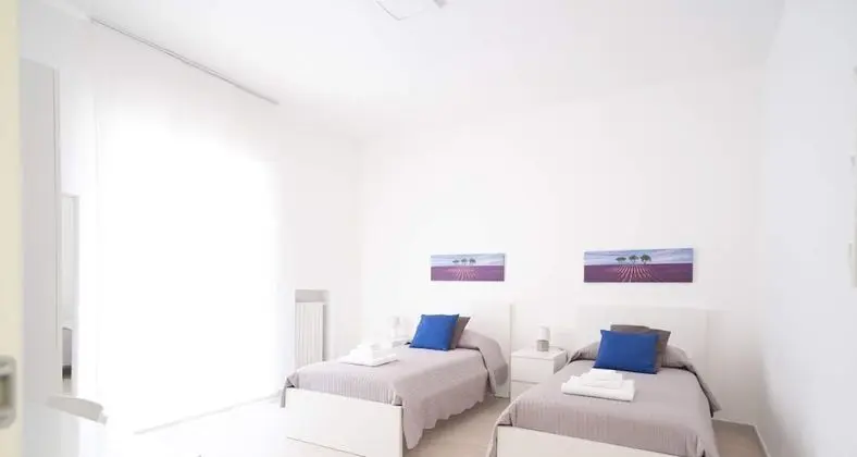 Basic Oda, 2 Tek Kişilik Yatak