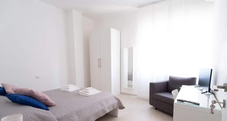 Standard Oda, 1 Çift Kişilik Yatak ve Çekyat