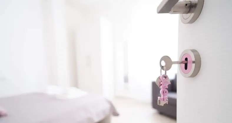 Standard Oda, 1 Çift Kişilik Yatak ve Çekyat