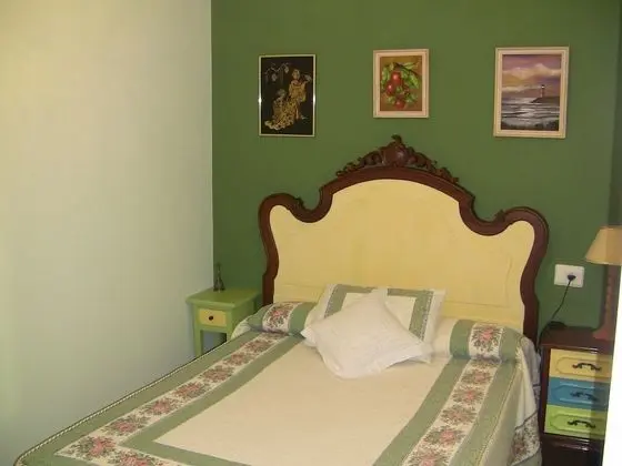 Tek Büyük Yataklı Oda, Ortak Banyo