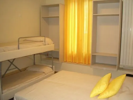 Classic Dört Kişilik Oda