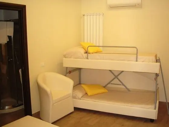 Classic Dört Kişilik Oda