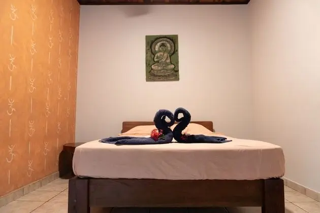 Tek Büyük Yataklı Oda, 1 Çift Kişilik Yatak, Ortak Banyo