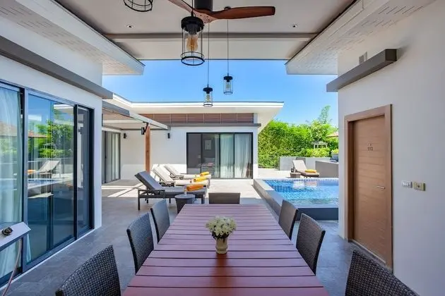 Villa, 4 Yatak Odası, Kişiye Özel Havuzlu, Kısmi Deniz Manzaralı
