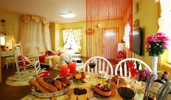 Tek Büyük Yataklı Oda (A: Freesia / Statis)