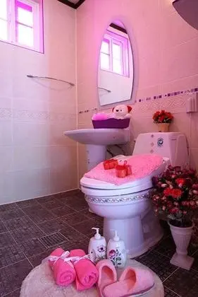 Tek Büyük Yataklı Oda (A: Freesia / Statis)