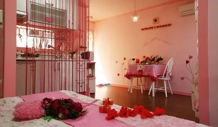 Tek Büyük Yataklı Oda (C: Azalea)