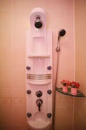 Tek Büyük Yataklı Oda (C: Azalea)