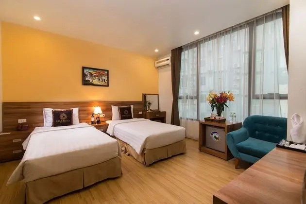 Deluxe İki Ayrı Yataklı Oda (City Window)