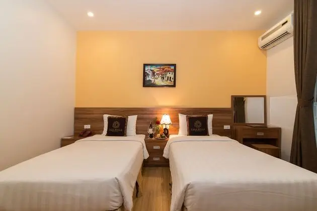 Deluxe İki Ayrı Yataklı Oda (City Window)