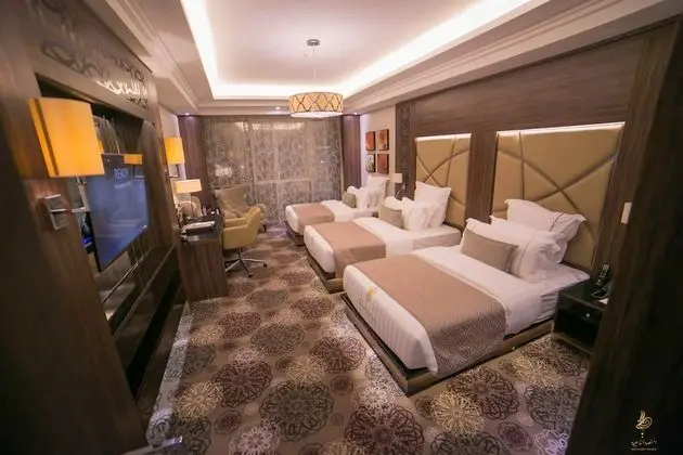 Deluxe Üç Kişilik Oda