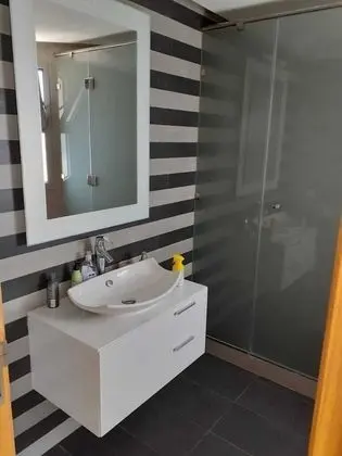 Superior Apart Daire (Flat 61 9th floor.  balcony & sea vie)