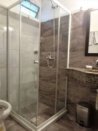 Basic Üç Kişilik Oda